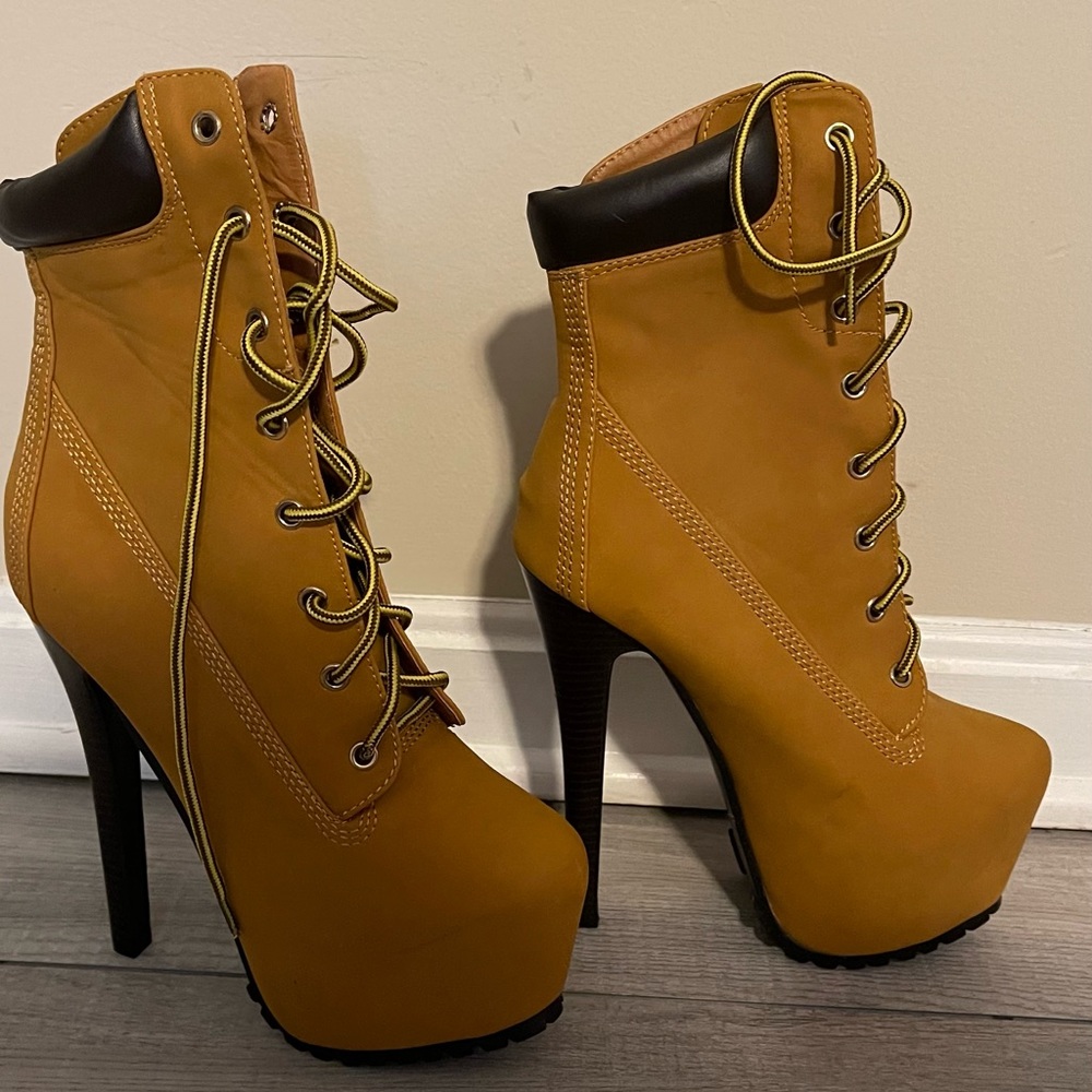 Timberland style high heels women size 6.5 no box brand new never wear